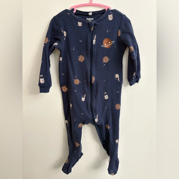 Pekkle Other - Pekkle pajamas cookies Space 18 months